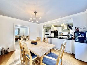 Photo 15- click for photo gallery